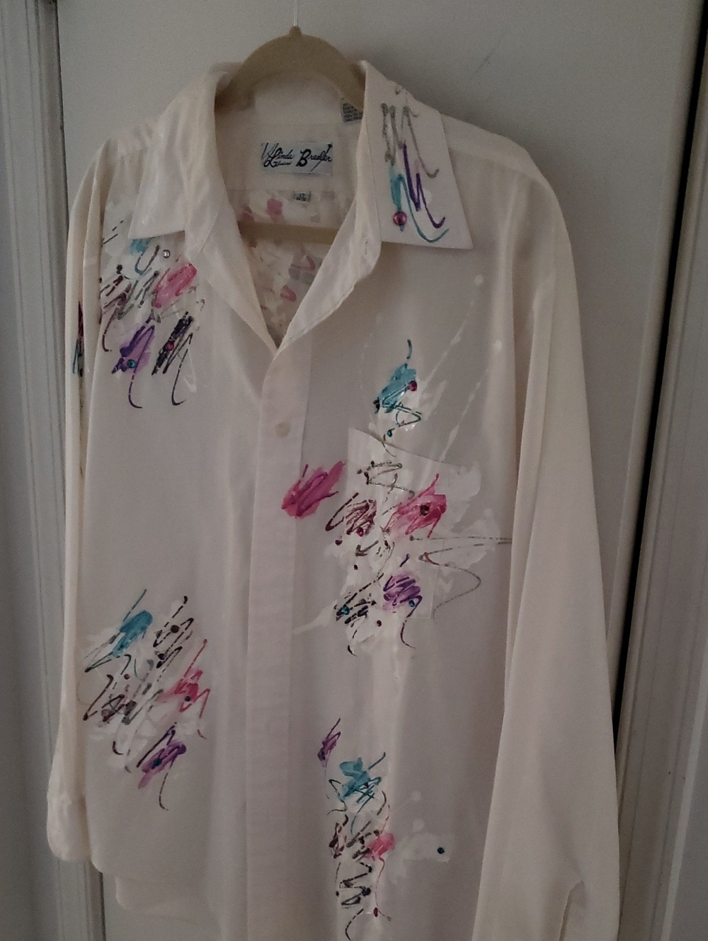 White Painted-Accent Women's Shirt
